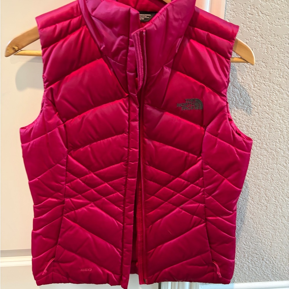 The North Face Women's Fuchsia Quilted Vest size XS